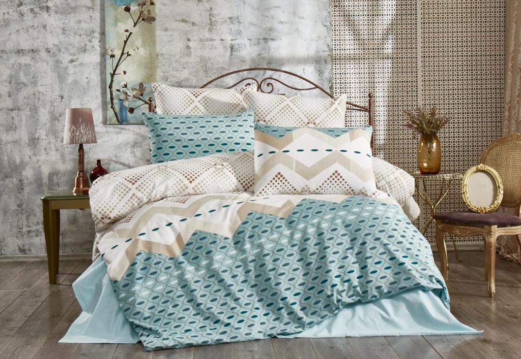 Blue and beige bed linen set with geometric patterns