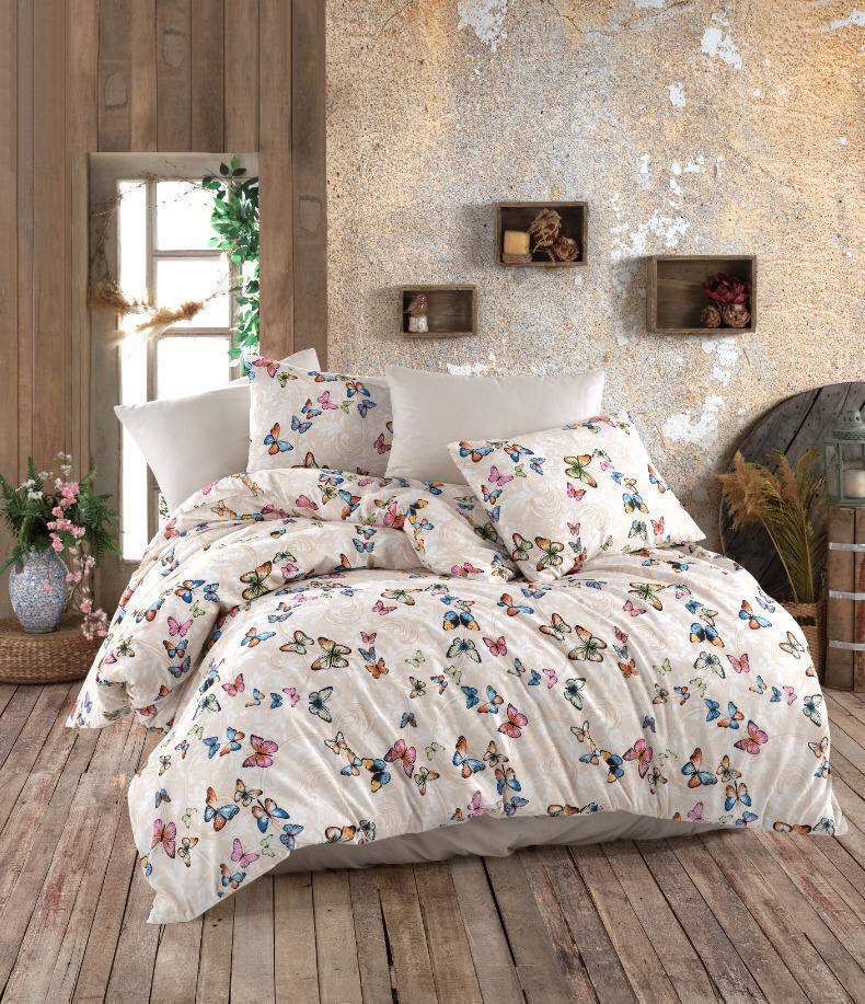 Bed linen set with small multicoloured butterfly patterns