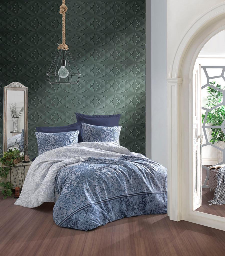 Bed linen set with navy and light grey motifs